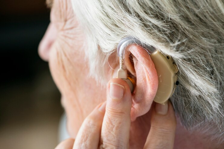 Hearing 360 Degree clinic — hearing aid fitting by RCI-registered audiologist in Garia, Kolkata